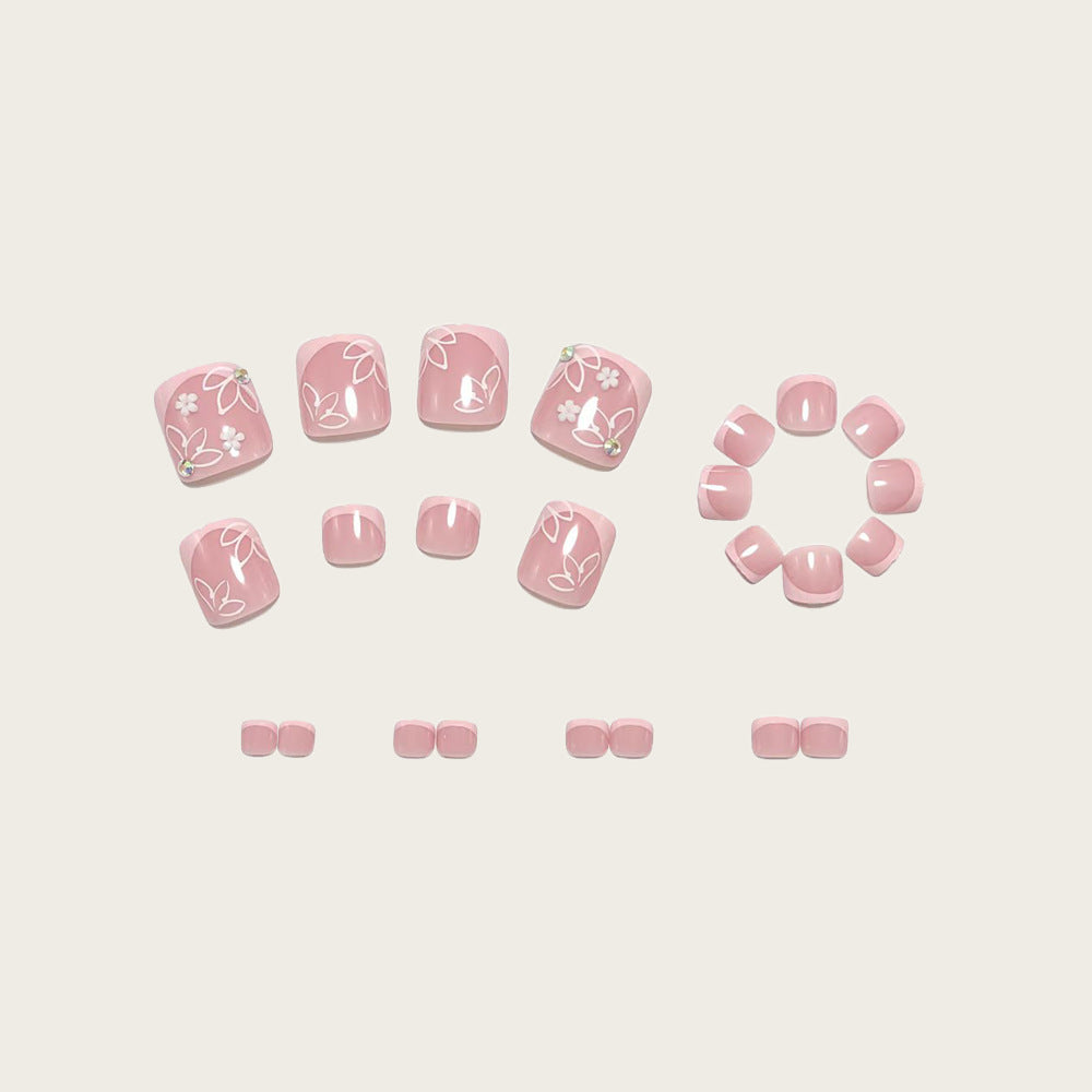 Nail art with floral decorations Stornfield
