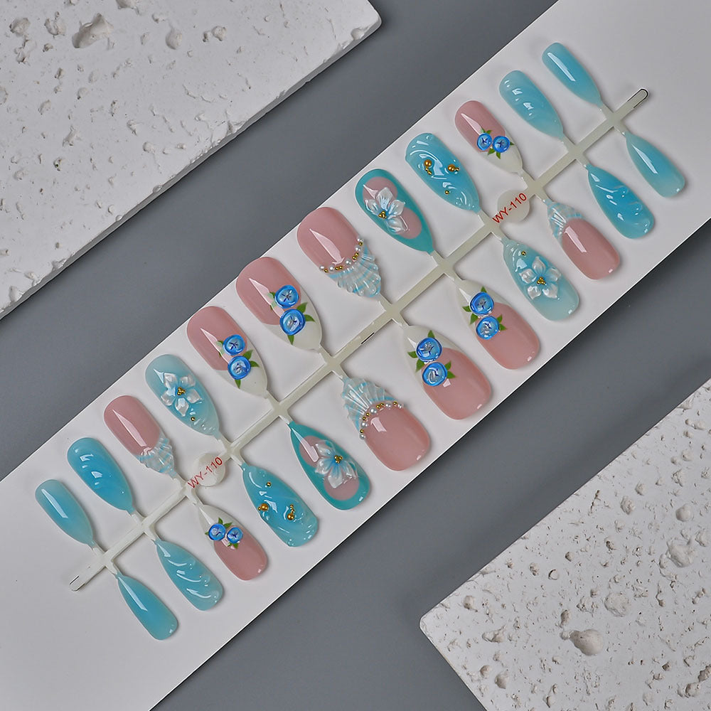 Floral Decorative Press-On Nail Set Stornfield