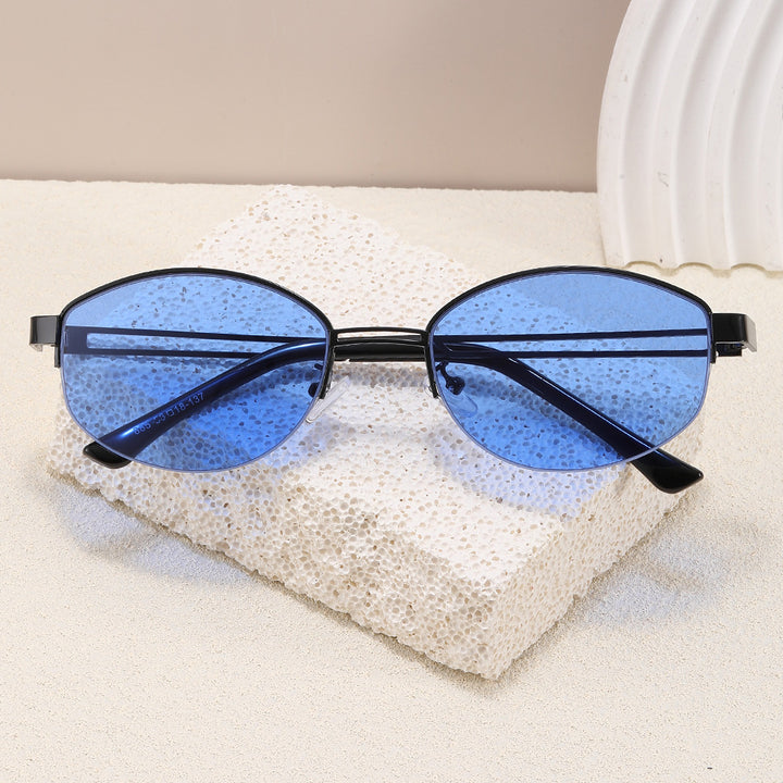 Fashionable glasses with elegant, oval shape Stornfield