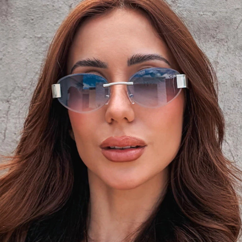 Women's glamorous sunglasses with clear, elegant frame and protective UV filter Stornfield