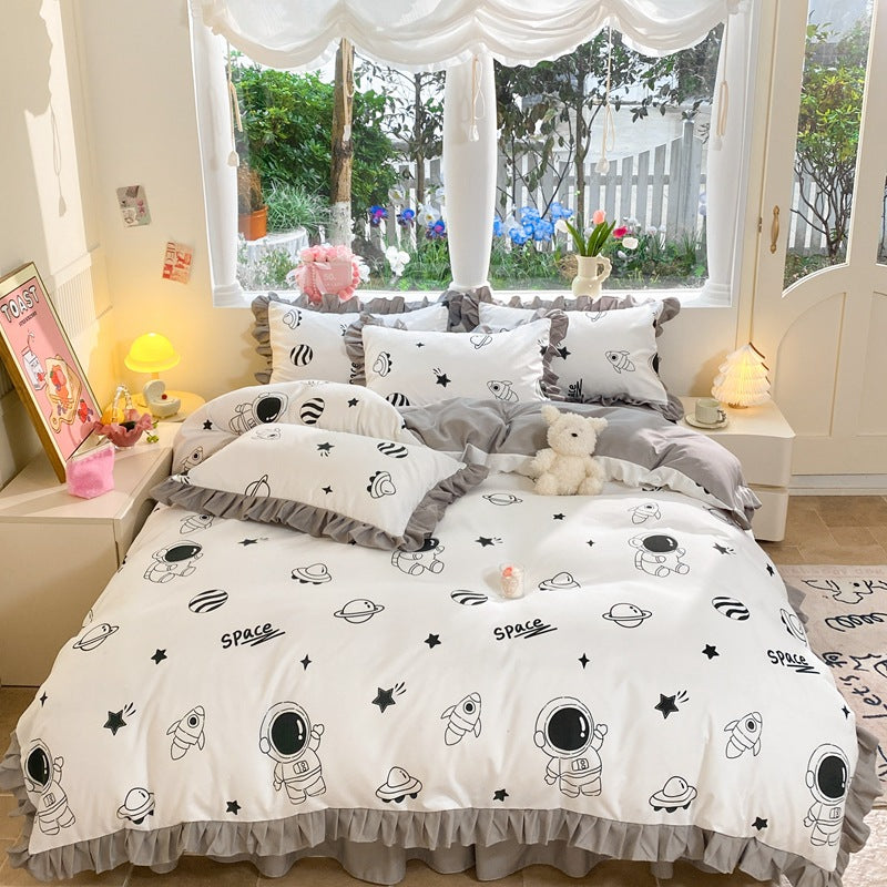 Children's Playful Strawberry Print Bedding Set