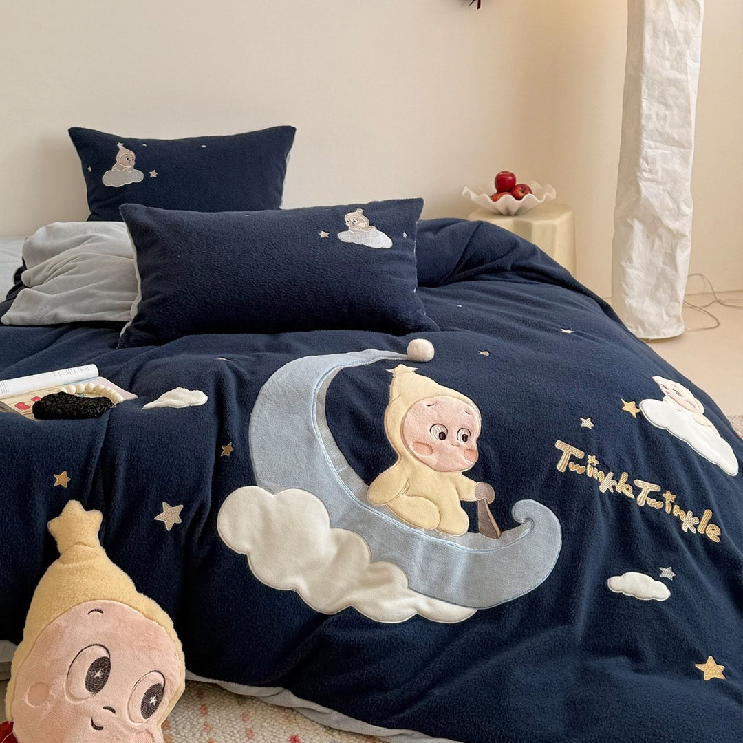 Plush Embroidered Fleece Duvet Cover Set with Moon Baby Appliqué