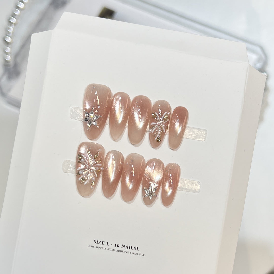 Decorative Press-On Nail Design Set