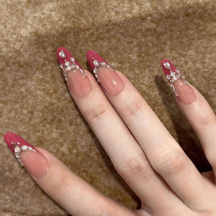 Artificial nails with sparkling rhinestone accents Stornfield