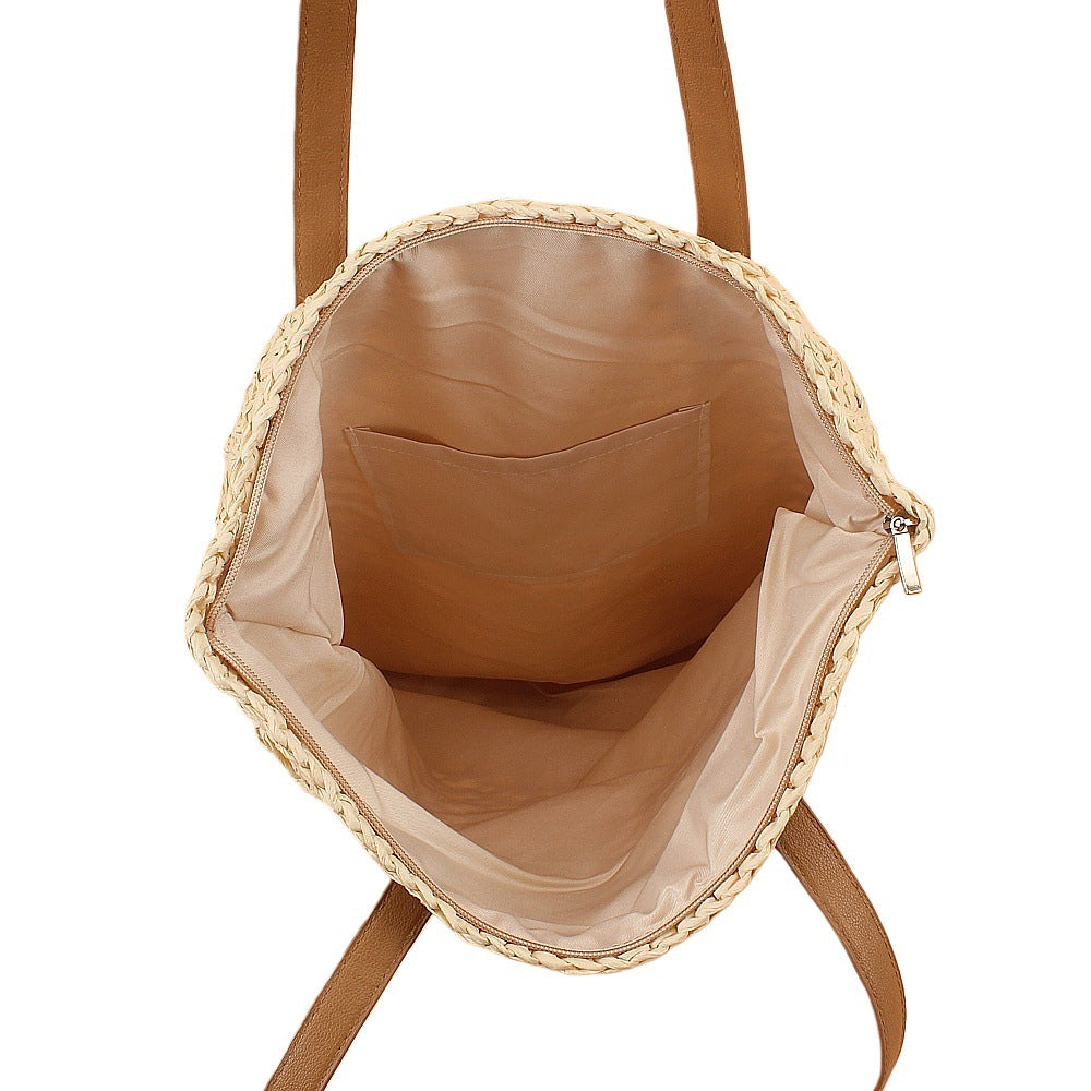 Beach bag with soft fabric and elegant leather accents Stornfield