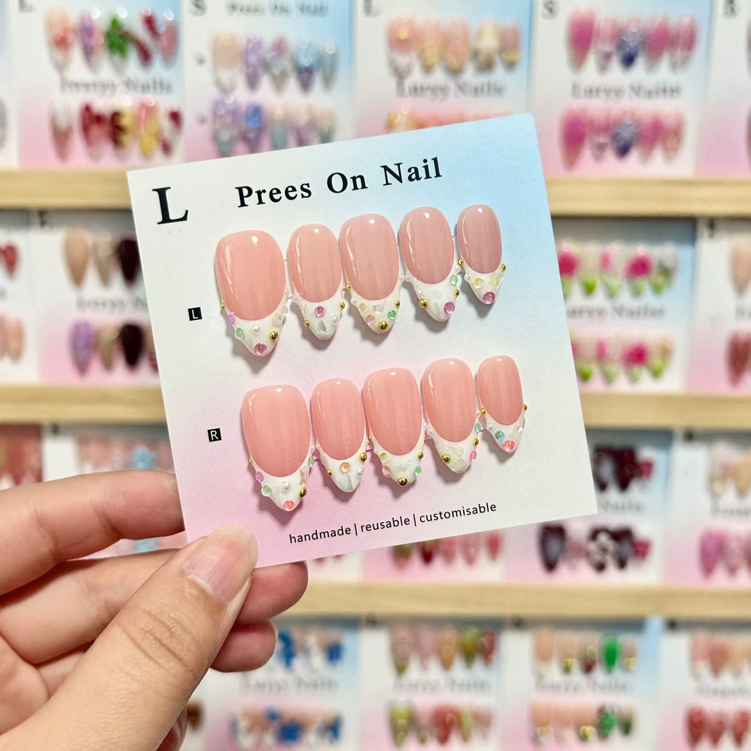 Customizable Decorative Press-On Nails
