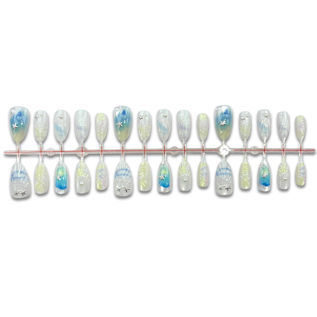 Decorative Nail Art Press-On Kit