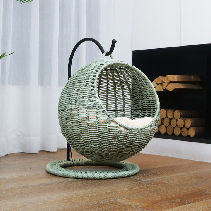 Comfortable hanging chair made of rattan Stornfield