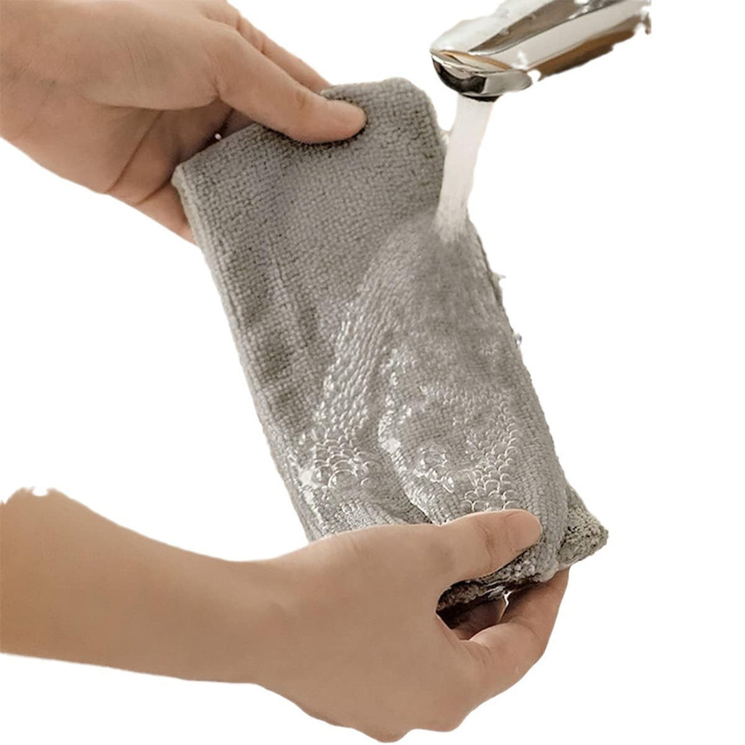 Retractable Cleaning Tool Stornfield
