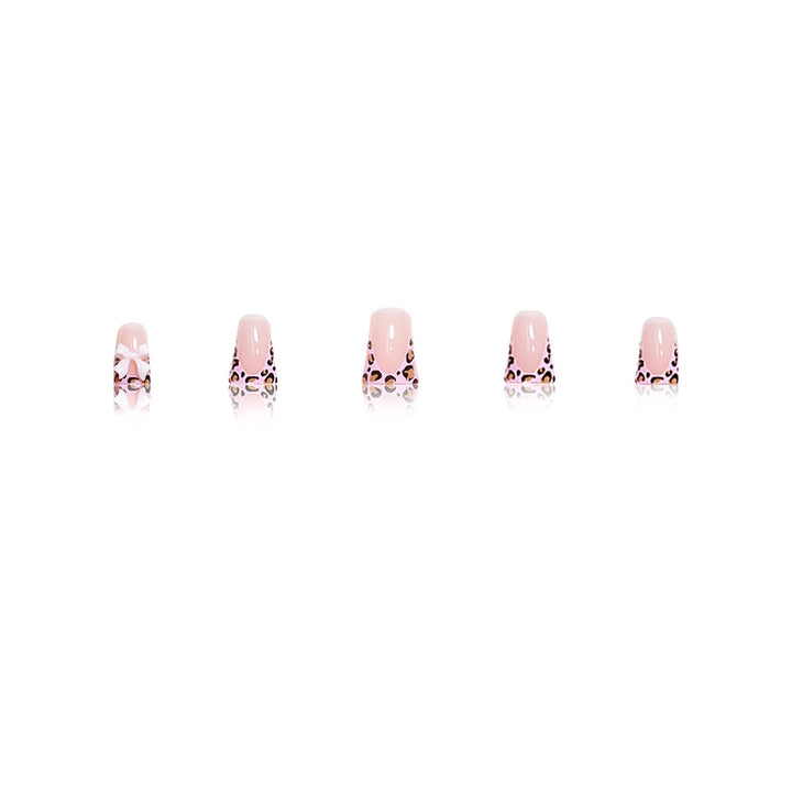 Trendy Animal Print Press-On Nail Set Stornfield
