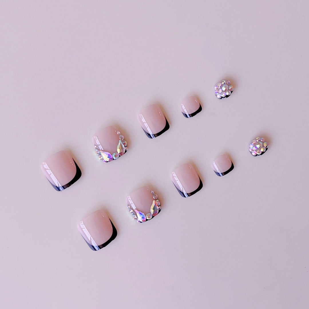 Nail art set with glamorous 3D decorations and elegant accents Stornfield