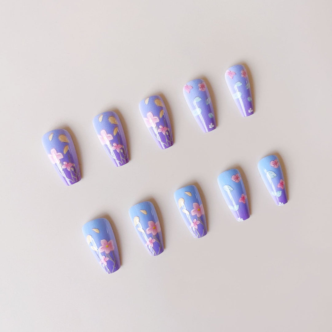 Artificial Nail Set with Floral 3D Decorations Stornfield