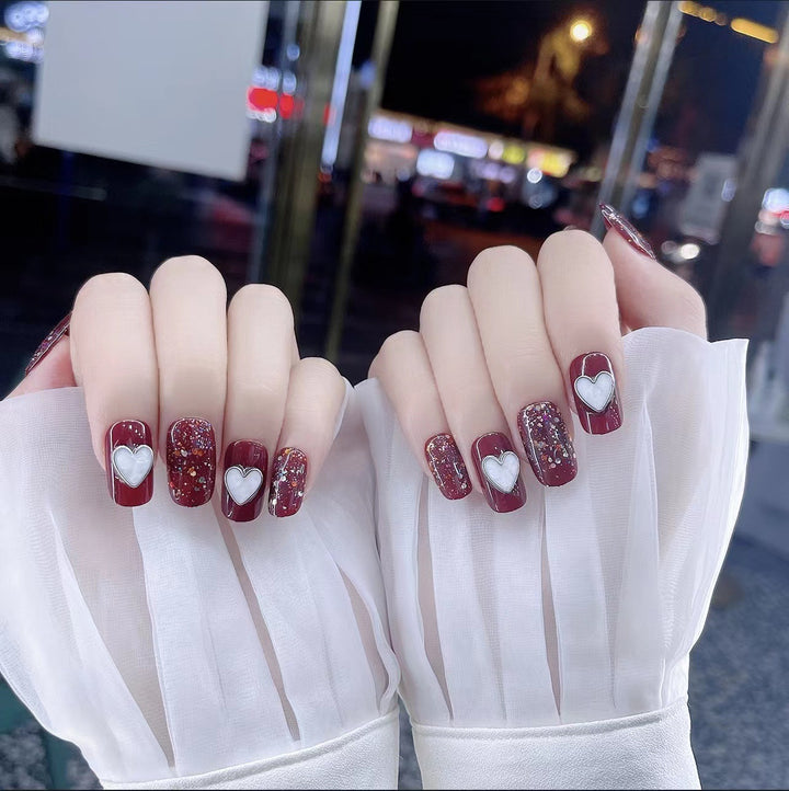 Glamorous Heart Design Press-On Nails Stornfield
