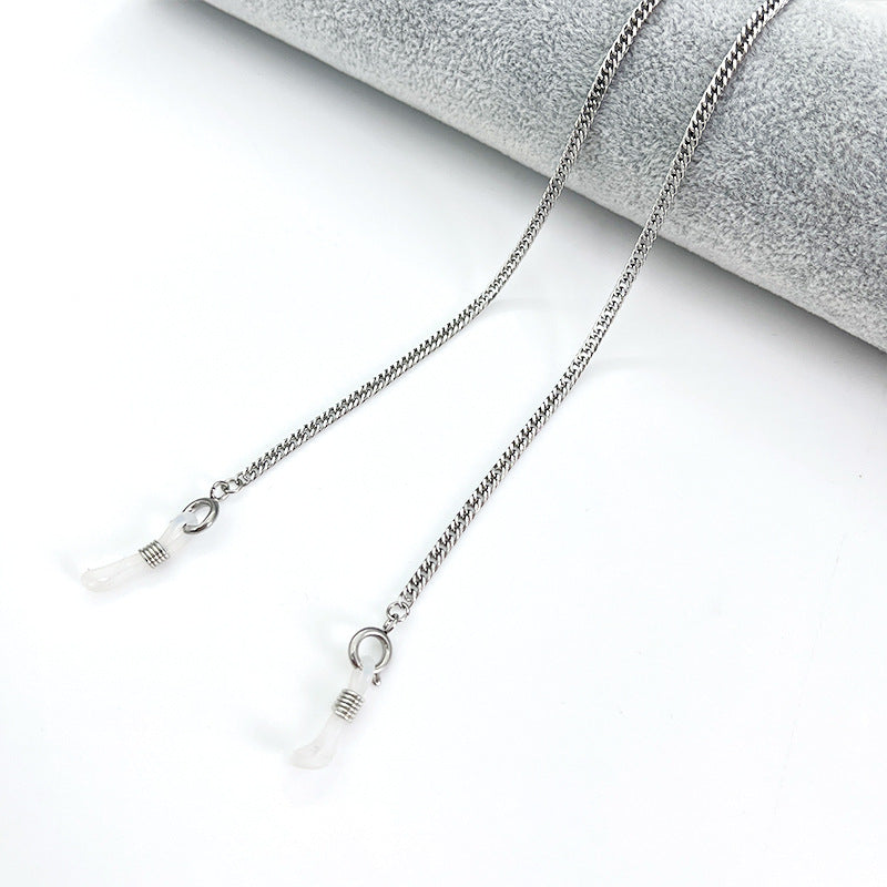 Metallic Eyewear Chain Stornfield