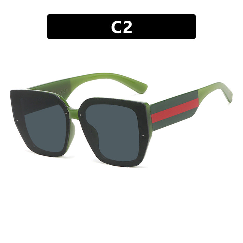 Women's oversized sunglasses with a fashionable frame and UV protection Stornfield