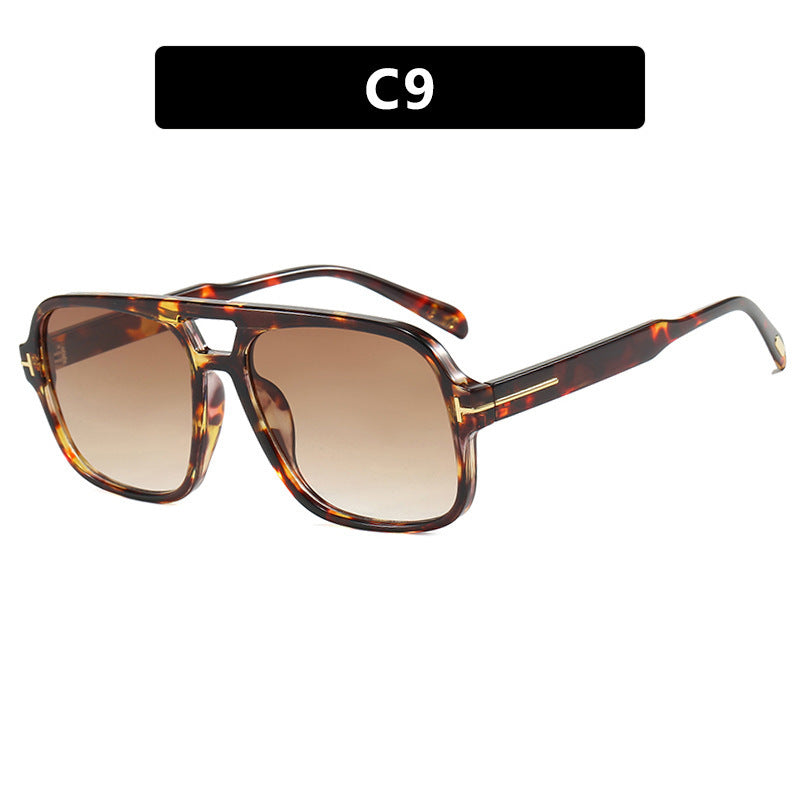 Women's Stylish Sunglasses in Distinctive Rectangular Format Stornfield