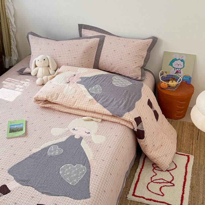 Quilted Bunny Applique Comforter and Pillowcase Set