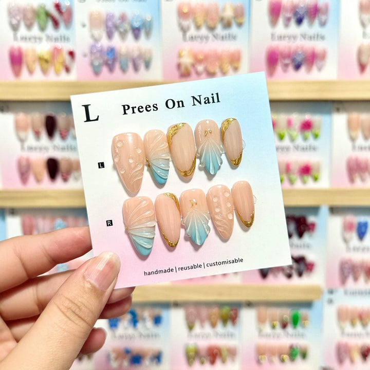 Artistic Press-On Nail Set with Shell Motifs