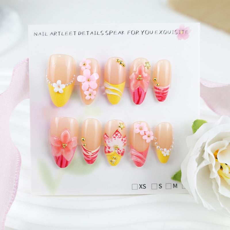 Artificial nail set with creative flower and lace decorations Stornfield
