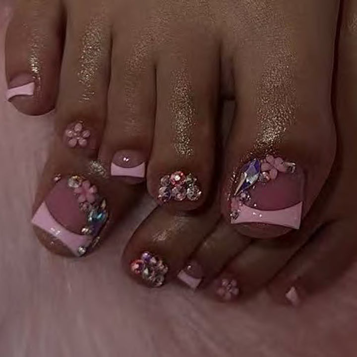 Artful toenail designs with colorful accents and glitter Stornfield