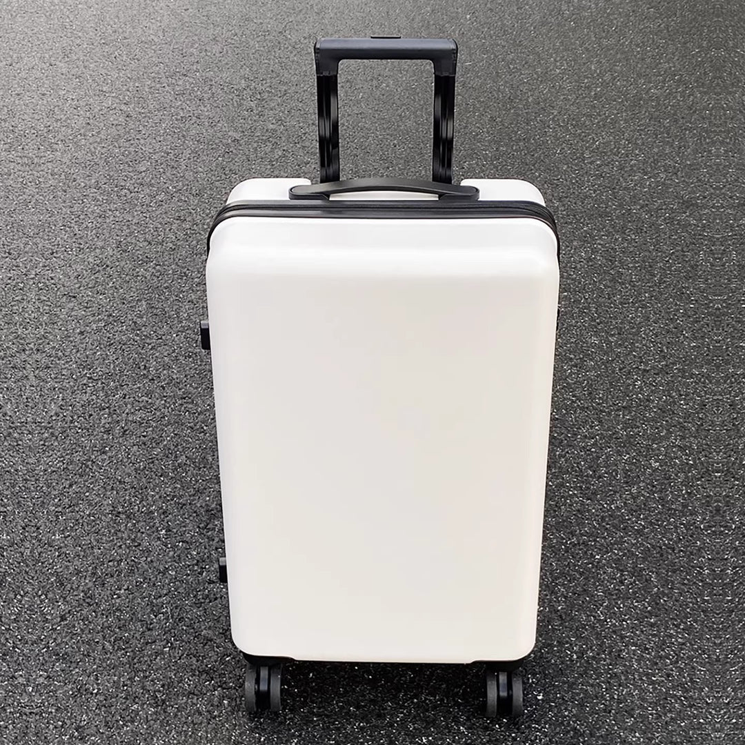Sleek Hard-Shell Cabin Suitcase Stornfield