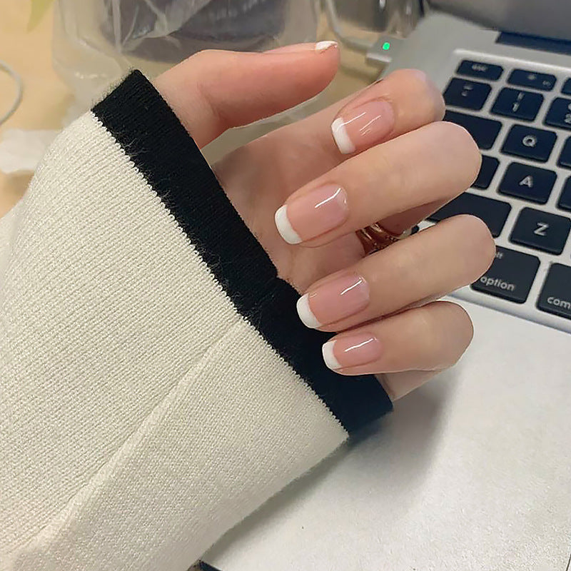 Artificial nails with floral minimalism Stornfield