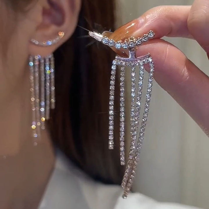 Sparkling earrings with drop design Stornfield