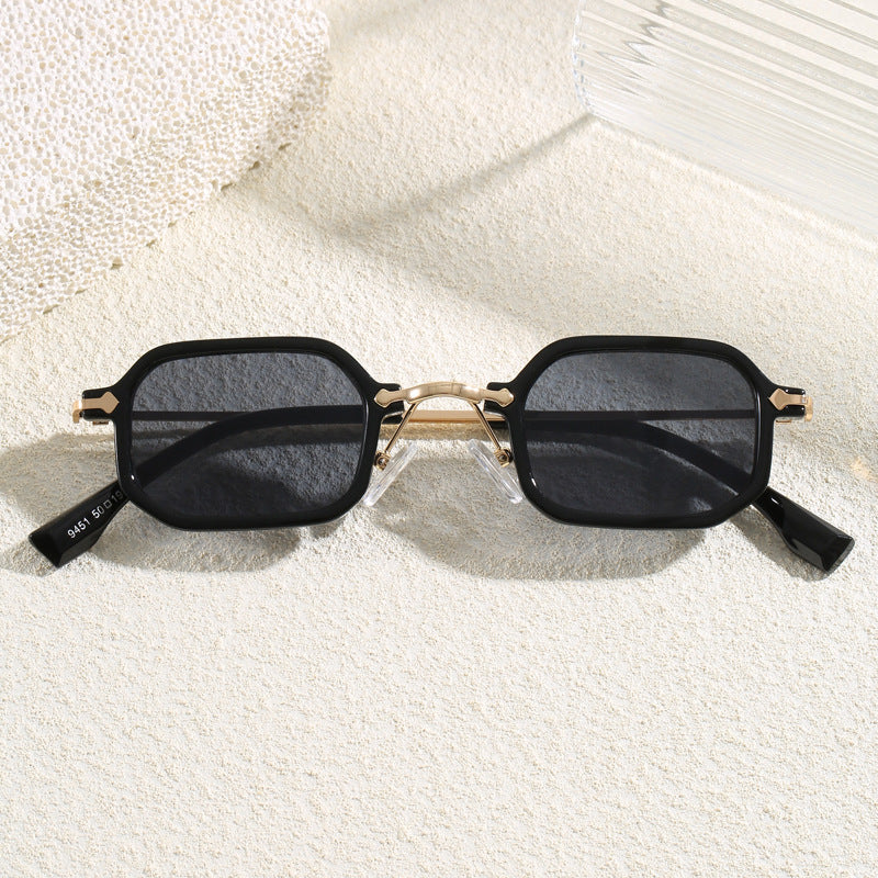 Fashionable Oversized Sunglasses in Modern Design Stornfield