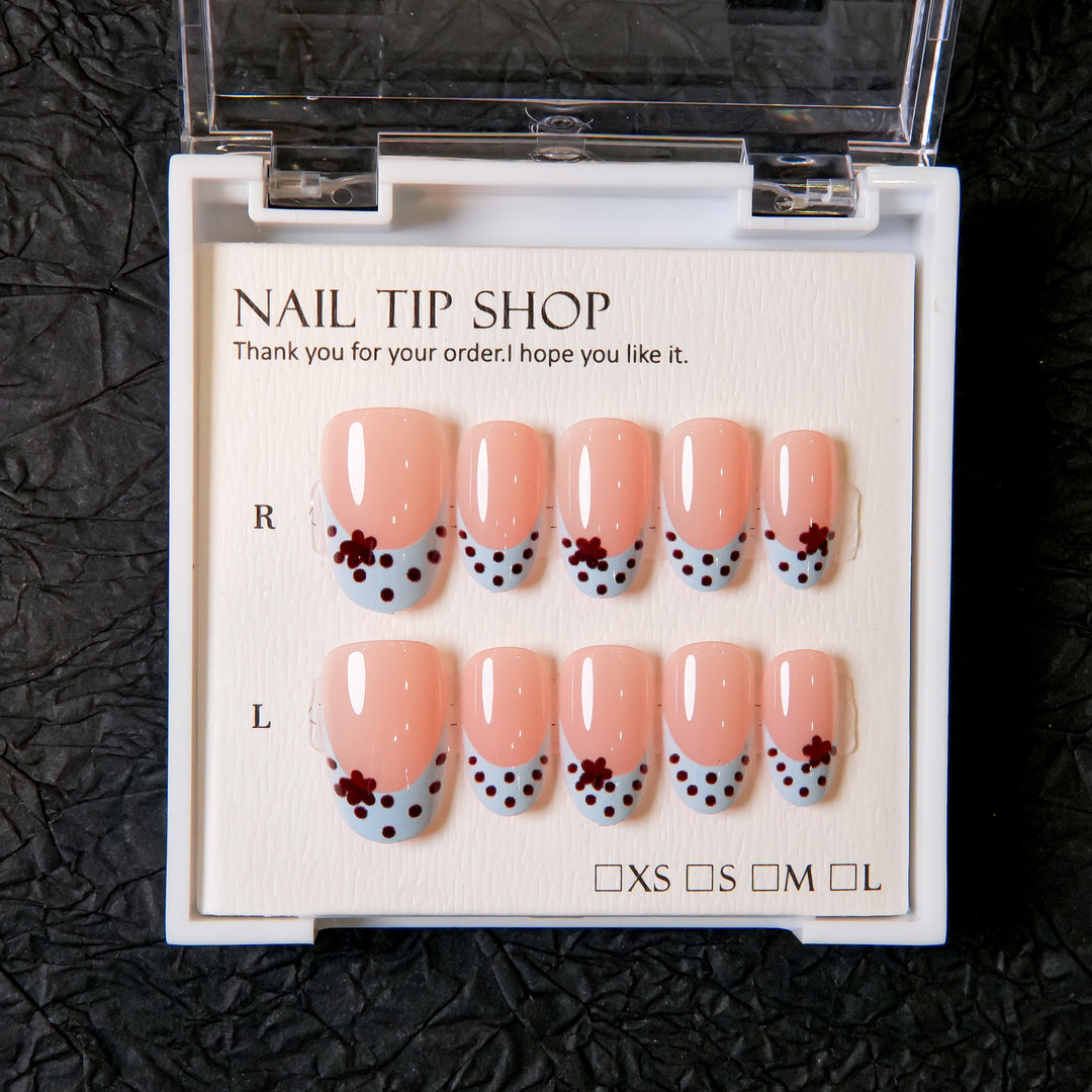 Decorative Press-On Nail Tips with Floral Designs