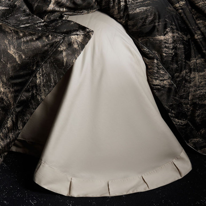 Silky Jacquard Duvet Cover Set with Oxford Hem, Decorative Lumbar Pillow and Envelope Shams