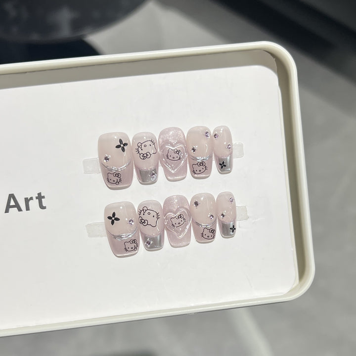 Themed Press-On Nail Art Stornfield