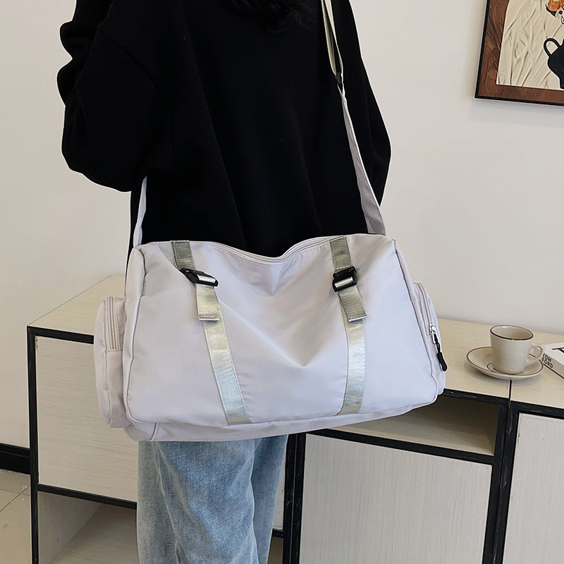 Versatile Compartmentalized Travel Tote Stornfield
