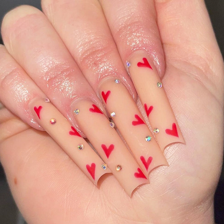 Decorative Heart Pattern Press-On Nails Kit Stornfield