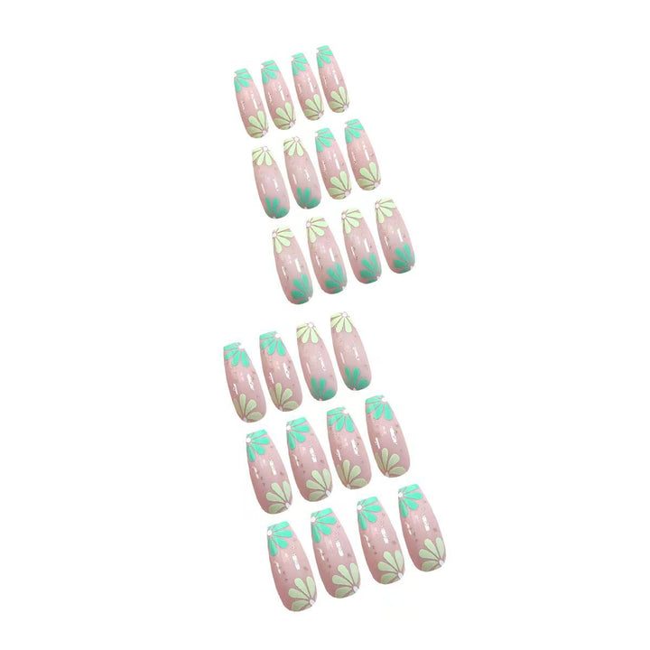Artistically designed Nail Art Stornfield