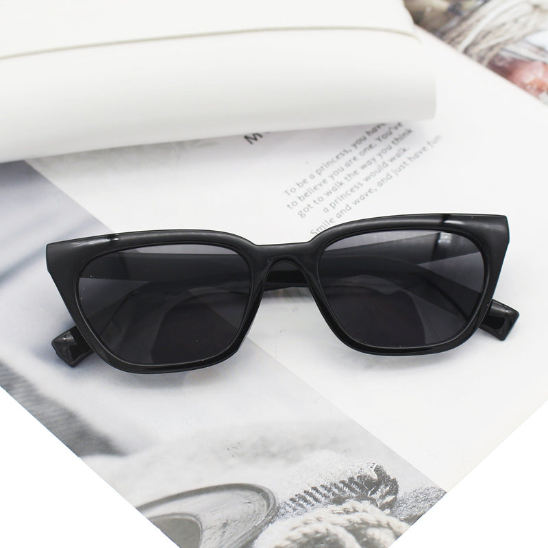 Women's geometric designer sunglasses in modern look Stornfield