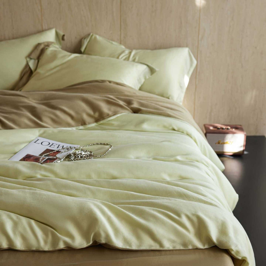 Silky-gloss premium bedding set made of cotton satin