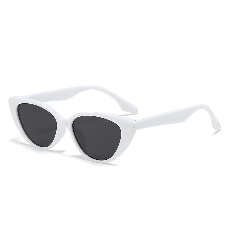 Ladies fashionable vintage cat-eye style sunglasses Stornfield