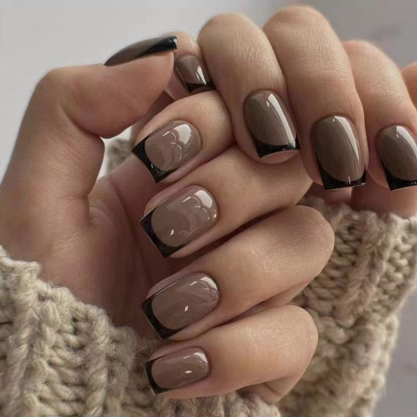 Elegant French Tip Press-On Nails Stornfield