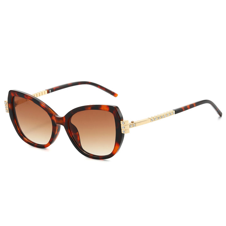 Oversized Luxury Cat-Eye Sunglasses Stornfield