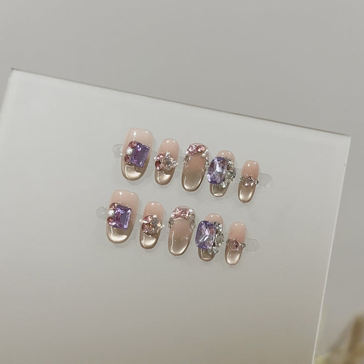 Elegant Rhinestone-Embellished Press-On Nails