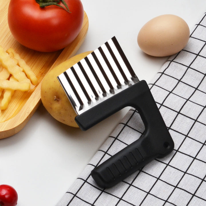 Multifunctional dough cutter with ergonomic handle Stornfield