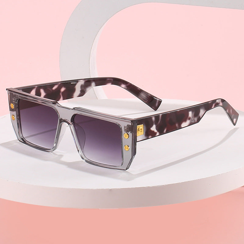 Women's fashionable clear glasses with golden accents Stornfield