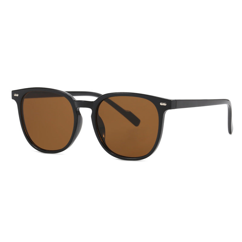 Ladies fashionable sunglasses with robust plastic frame and high-quality UV protection Stornfield