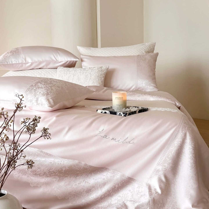 Luxury Jacquard Satin Bedspread and Duvet Cover Ensemble with Lace-Edge Skirt