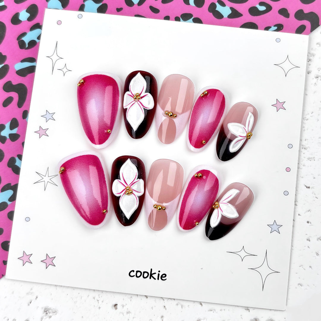 Floral-Accent Press-On Nail Art Set