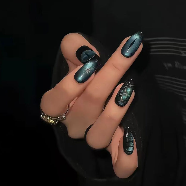 Decorative Nail Art Stornfield