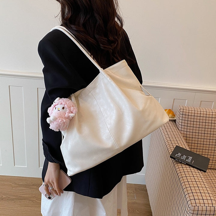 Luxurious Faux Leather Tote Bag