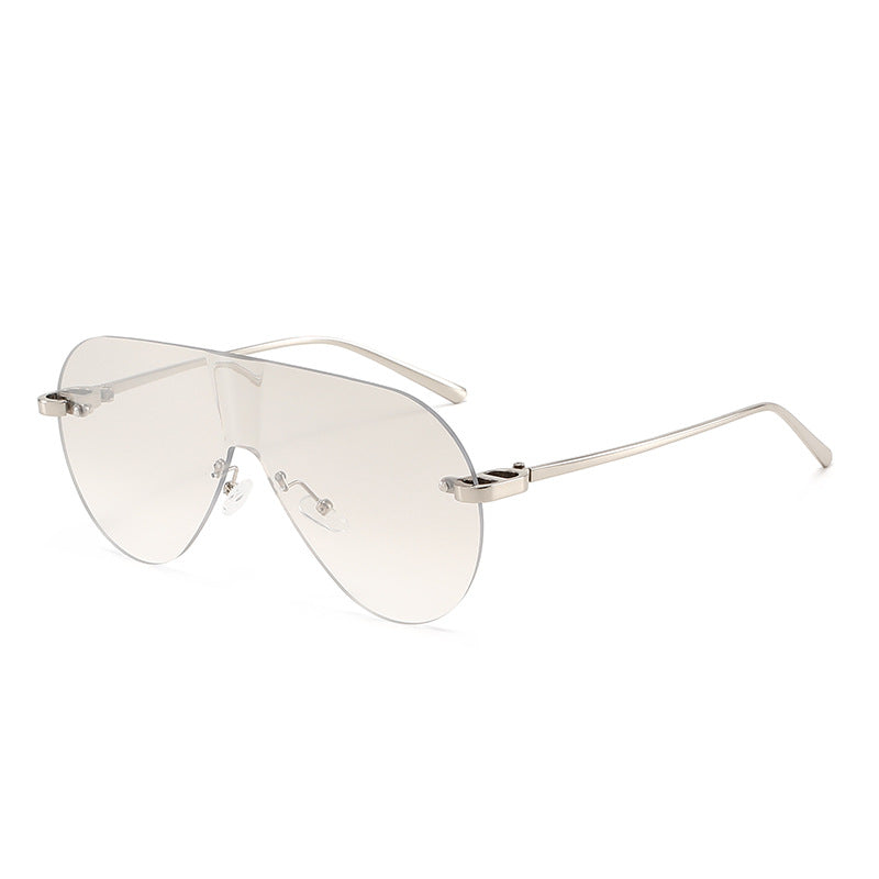 Ladies Oversized Sunglasses in Modern Aviator Style Stornfield