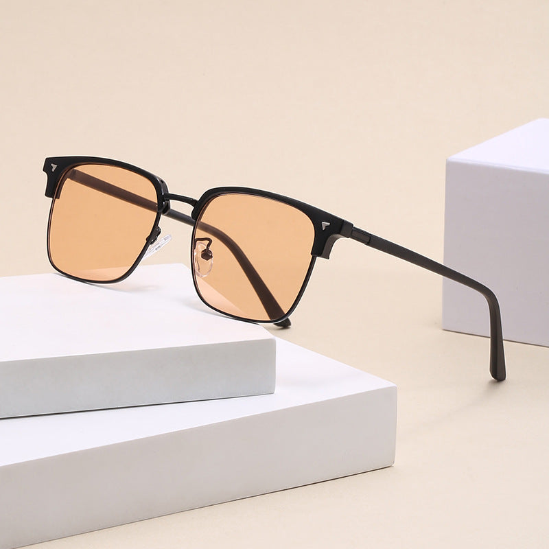 Ladies elegant square glasses with lightweight metal frame Stornfield