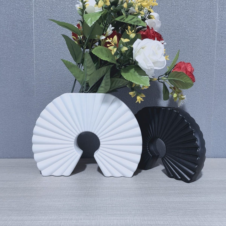 Decorative Fan-Shaped Stornfeild